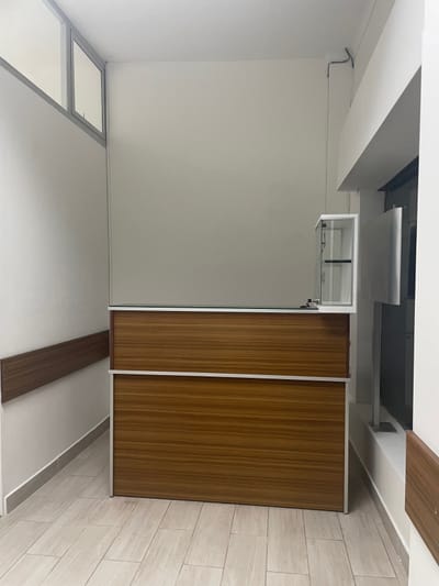 Local ideal para laboratorio, estética o centro de fisioterapia