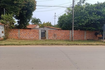 Casa-venta-trebol Casi De La Victoria, Laurelty, Luque, Central