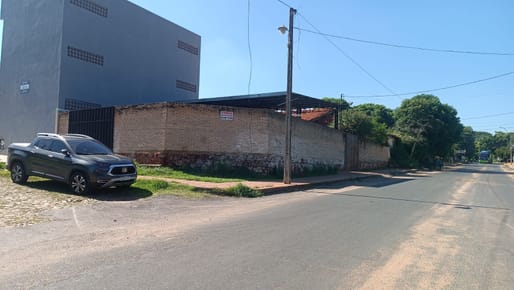 Villa Elisa, AMPLIA casa en venta