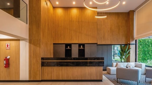VENTA DE DEPARTAMENTO EN MIRAFLORES - ENTREGA INMEDIATA