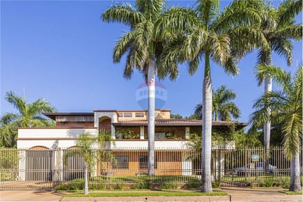RESIDENCIA EN SAN JORGE