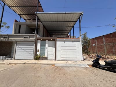 CASA DE OCASIÓN EN VENTA - URB. MIRAFLORES COUNTRY CLUB - BOULEVARD PARK PLAZA