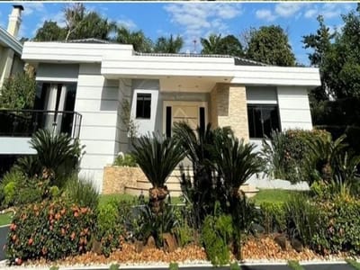 VENDO CASA A ESTRENAR EN PARANÁ COUNTRY CLUB