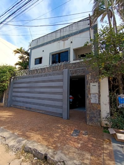 VENTA  DE PROPIEDAD EN RECOLETA  E FRENTE DE RESTAURANT OGAUCHO