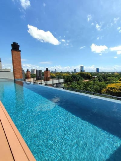 En venta departamento totalmente amoblado de 2 dormitorios en Urban Ykua Sati