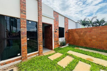 VENDO HERMOSO CHALET A ESTRENAR EN CAPIATA LOMA CLAVEL