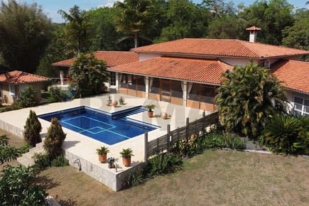 ¡Residencia Privilegiada en San Bernardino!