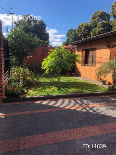 VENDO CASA EN MARIANO 