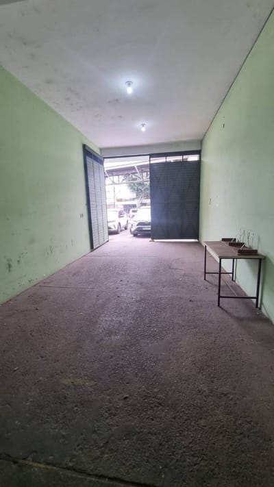 ALQUILO EDIFICIO EN SAN LORENZO