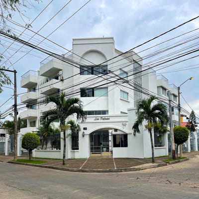 Hermoso departamento en Venta - Zona Las Palmas 