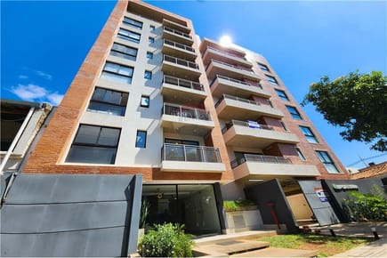Departamento - Venta - Los Laureles, Paraguay