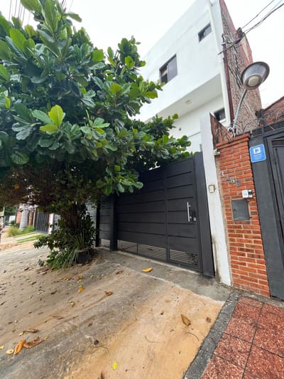 ALQUILO DPTO TIPO DUPLEX EN BO. HERRERA 