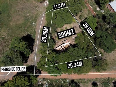 VENDO ESQUINA DE 599 m² EN ITA ENRAMADA