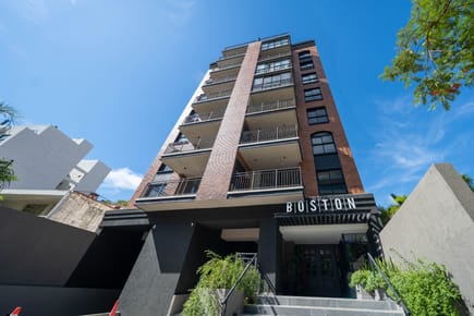 Departamento dúplex de 3 dormitorios en Las Mercedes – BOSTON 842
