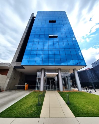 Oficina en Alquiler en el Eje Corporativo de Asunción 