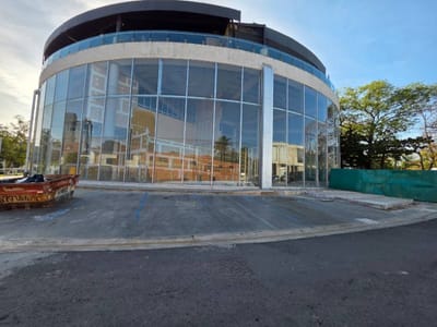 Alquiler de Local Comercial en Paseo Los Árboles 750m2, Asunción