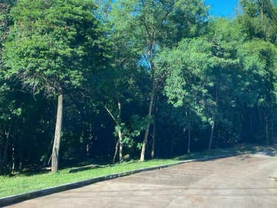 TERRENO EN EL PARANÁ COUNTRY CLUB