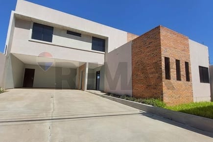 EN VENTA CASA EN LUQUE