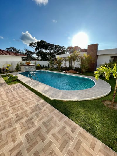SE VENDE EXCLUSIVA CASA EN EL URUBO