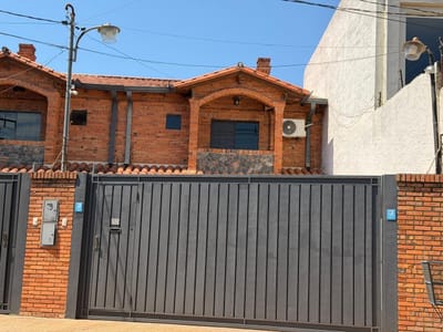 Duplex-venta-6 De Enero/fernando De La Mora - Zona Norte