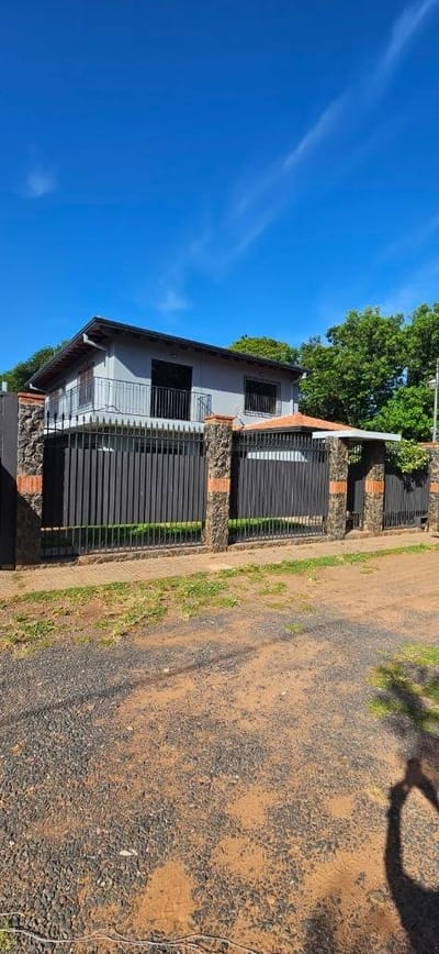 VENDO HERMOSA CASA EN VILLA ELISA 