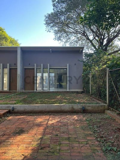 Venta de DUPLEX en Luque, 2do Barrio