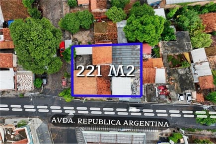 VENDO TERRENO EN ESQUINA SOBRE REPUBLICA ARGENTINA
