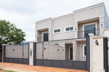 EN VENTA EXCLUSIVO DÚPLEX ESTILO FRANCÉS A ESTRENAR - QUINCHO CON PARRILA 