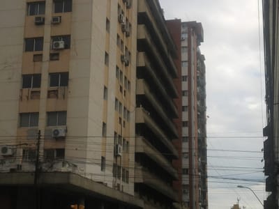 VENDO DEPARTAMENTO EN AS. CENTRO EDIFICIO LIDER 1
