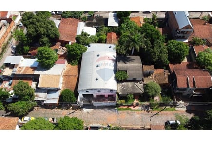 Depósito Comercial 310 m2 cubiertos - Z/ Mercado 4