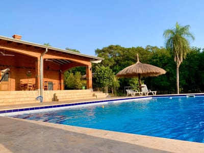 Casa de descanso totalmente equipada de 27.500 M2 en Nueva Colombia 