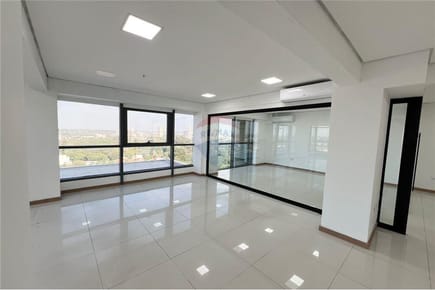 VENDO OFICINA EN TRADING PARK