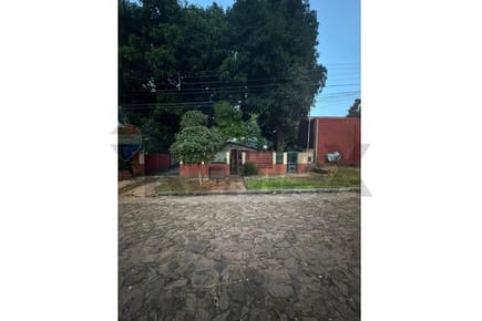 Casa - Venta - Luque, Central, Paraguay