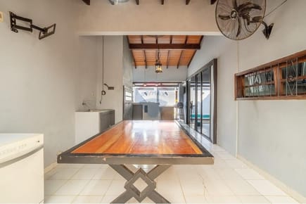 HERMOSO DUPLEX EN BARRIO MBURUCUYA