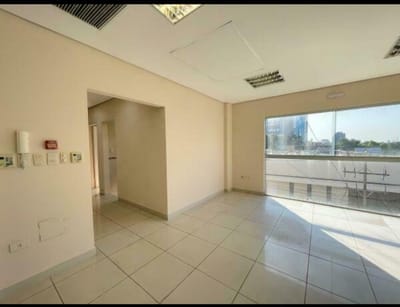 ALQUILO OFICINA CORPORATIVA EN ZONA VILLA MORRA – RECOLETA. 180 m²