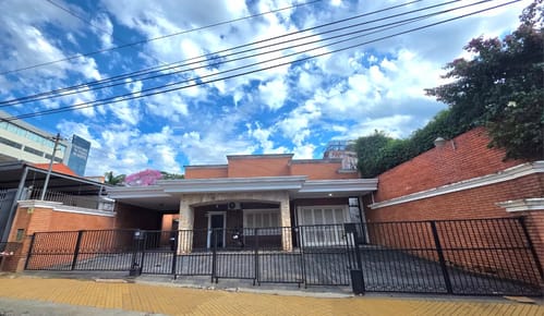 ALQUILER DE CASA EN ASUNCION BARRIO LAS MERCEDES 