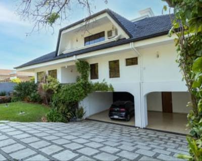 EXCLUSIVA RESIDENCIA EN VENTA | BARRIO SANTO DOMINGO