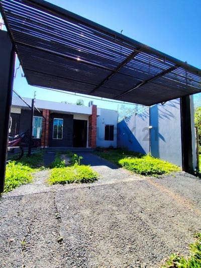 EN VENTA CASA DUPLEX - ZONA AEROPUERTO, ZARATE ISLA