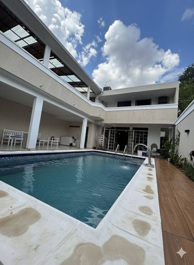 ALQUILO CASA LUJOSA EN PALMANOVA LUQUE