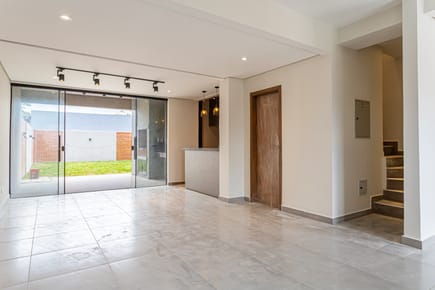 Vendo Lujoso Duplex en Lambare