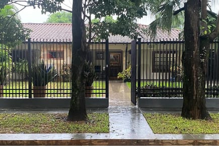 Casa - Alquiler - Luque, Paraguay