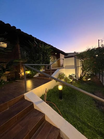 Amplia residencia 5 dorm. con vista al lago | San Bernardino