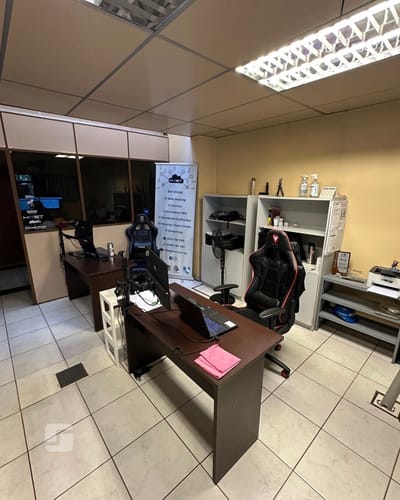 Vendo Edificio Corporativo frente al Lago de la Republica 