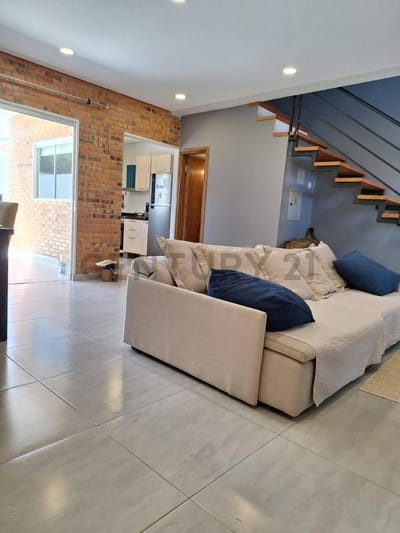 Venta de Casa Dúplex en Hipódromo, Asunción