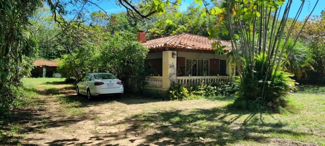  VENDO CASA EN SAN BERNARDINO – A SOLO 3 MINUTOS DEL CENTRO