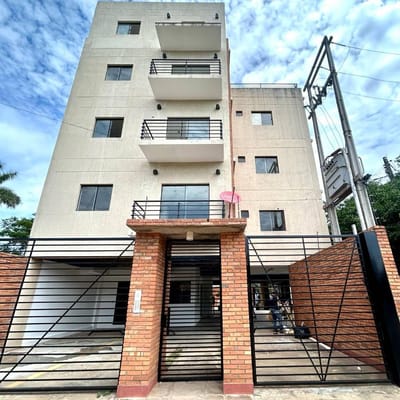 DEPARTAMENTOS EN LUQUE JARDÍN DE ORO - Detrás de Plaza Madero - ID 32899
