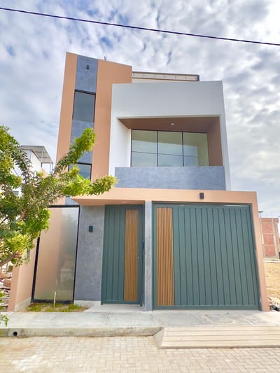 Hermosa Casa De Estreno En Venta En Urb.alameda Country Club