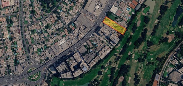 Terreno de 5000 m² Frente a La Plaza Camacho con Frontis Club Golf Los Incas