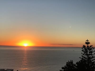 Espectacular terreno en el lomo de la Ballena, vista franca a el mar y puesta de sol