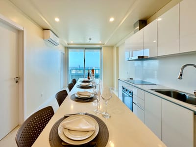 *Vendo  departamento edificio Eminent 